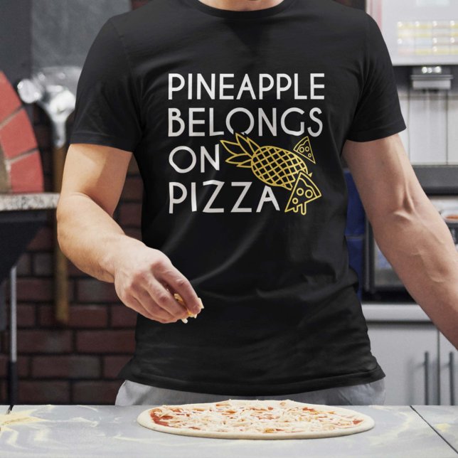 Ananas gehört auf Pizza T-Shirt (Von Creator hochgeladen)