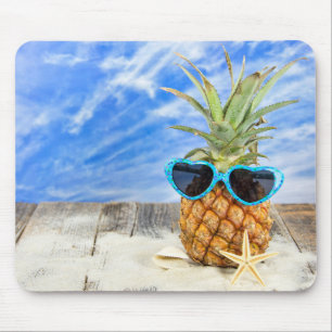 Ananas mit einer Herzsonne Mousepad