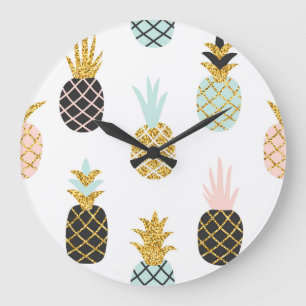 Ananas mit goldenem Glitzer, kreatives Muster. Große Wanduhr