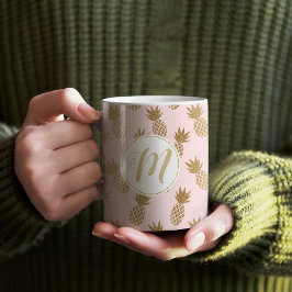 Ananas-Muster und Monogramm Tasse