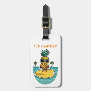 Ananas-Surfer fährt eine Welle Thunder_Cove Gepäckanhänger