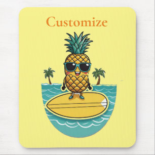 Ananas-Surfer fährt eine Welle Thunder_Cove Mousepad
