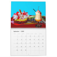 Ananas und Eis mit einem Fruchtsmoothie