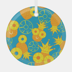 Ananasringe: Doodle Cartoon Vintage. Ornament Aus Glas