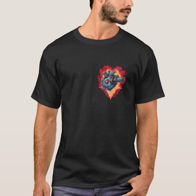 Anatomical Mechanical Heart with Laser Gun Cyberpu T-Shirt (Vorderseite)