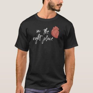 Anatomisches Herz am rechten T - Shirt