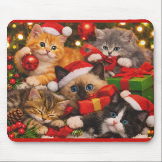 Anbetungswürdige verspielte Weihnachts-Kätzchen-Ma Mousepad