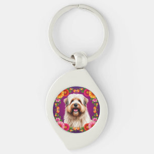 Anbetungswürdiger flauschiger Hund mit Blumen Schlüsselanhänger
