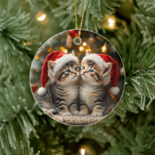 Anbetungswürdiges Weihnachtskätzchen mit Weihnacht Keramik Ornament