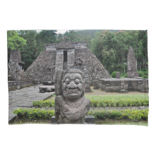 Ancient Exotic Temple Candi Sukuh Kissenbezug