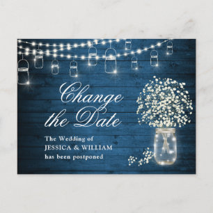 Ändere den Termin Baby's Breath Mason Jar Hochzeit Postkarte