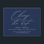 Ändern des Datums Minimalistische moderne Kalligra Postkarte<br><div class="desc">Mit dieser minimalistischen und modernen Postkarte mit moderner Kalligraphie-Schrift aktualisieren Sie Ihre Gäste mit den Details für Ihre geplante oder aufgeschobene Veranstaltung. Alle Farben können bearbeitet werden. Bitte halte an meinem Laden vorbei, um so mehr zu sehen.</div>