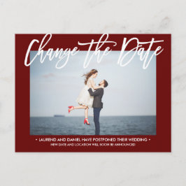 ÄNDERN DES DATUMS Modernes Burgunder Kalligraphie- Ankündigungspostkarte