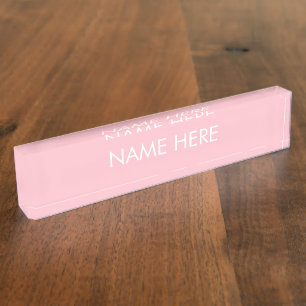 ändern Sie den Namen Rosa weiß. Namensplakette