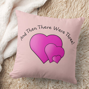 Ändern Sie Text, dann gab es drei! Mauve Hearts Kissen
