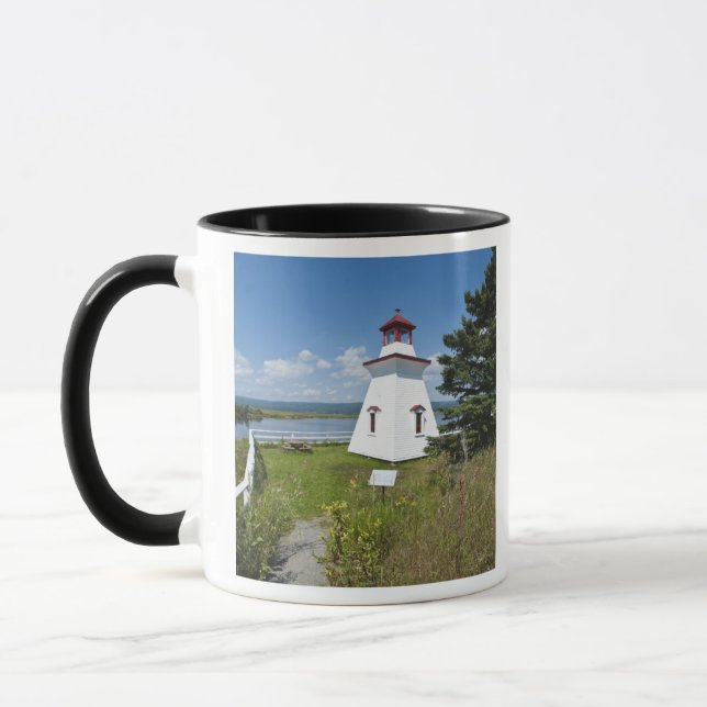 Anderson Hallow Lighthouse in Riverside-Albert, Tasse (Links)