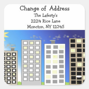 Änderung der Adresse in großen Gebäude Quadratischer Aufkleber