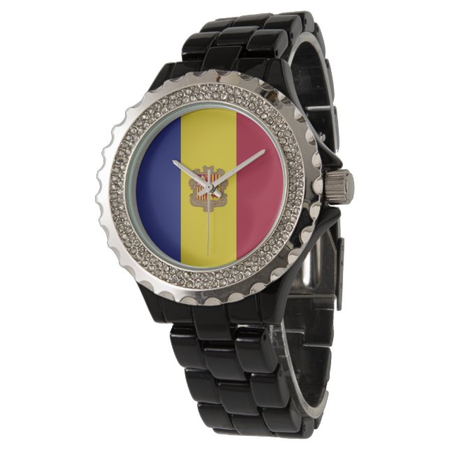 Andorra-Flagge Armbanduhr (Schrägansicht)
