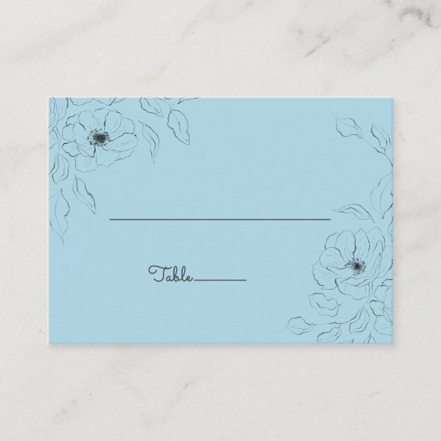 Anemone auf blassblauem Hintergrund~flach Platzkarte (Vorderseite)
