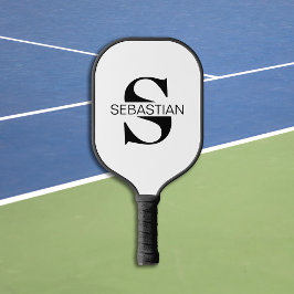 Anfangsname klassischer Schwarz-Weiß-Monogramm Pickleball Schläger