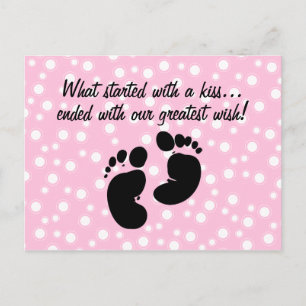 Angefangen mit einem Kiss Wish Pink Custom Ankündigungspostkarte