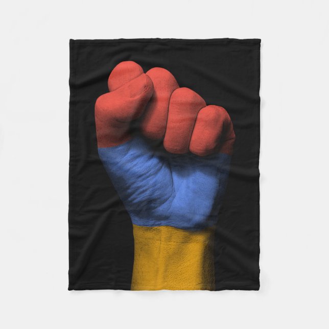 Angehobene geballte Faust mit armenischer Flagge Fleecedecke (Vorderseite)