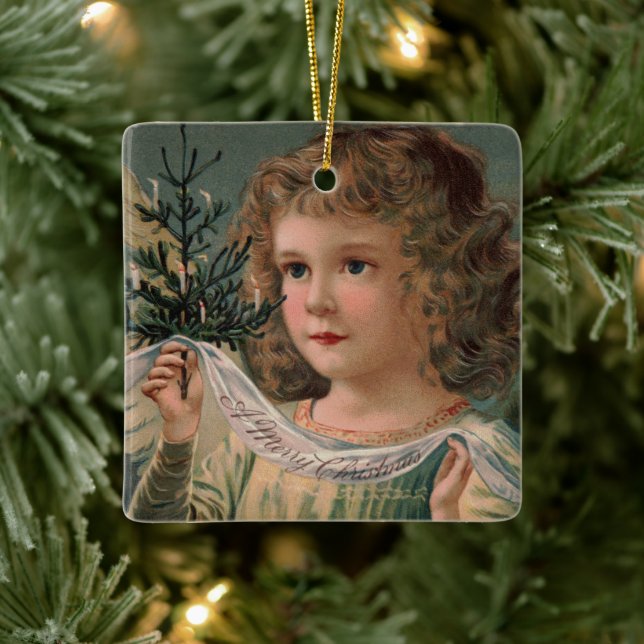 Angel Holding a Tiny Candlelit Weihnachtsbaum Keramikornament (Baum)