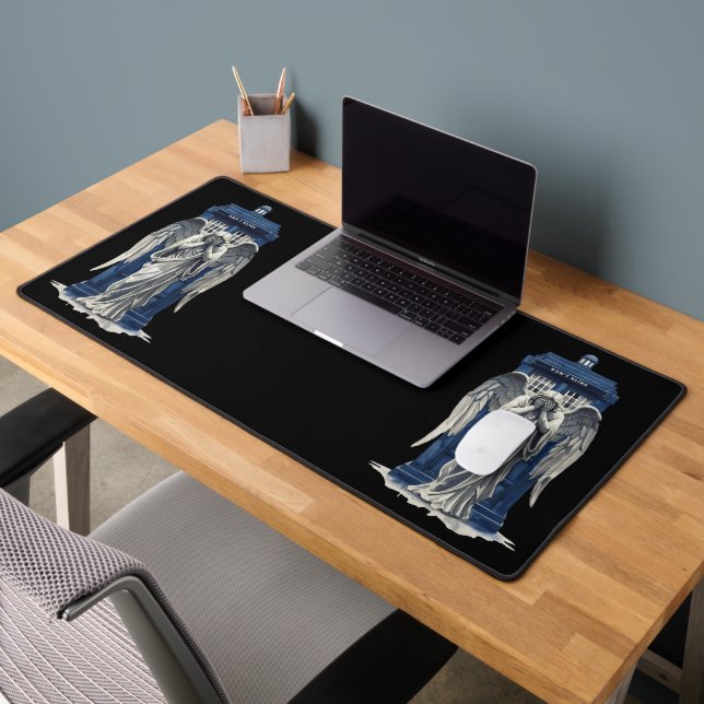 Angel mit Blue Police Box 1 Schreibtischunterlage (Büro 2)