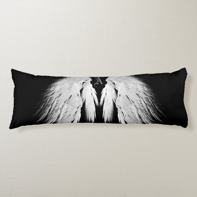 ANGEL WINGS Monogram Black Seitenschläferkissen (Vorderseite)