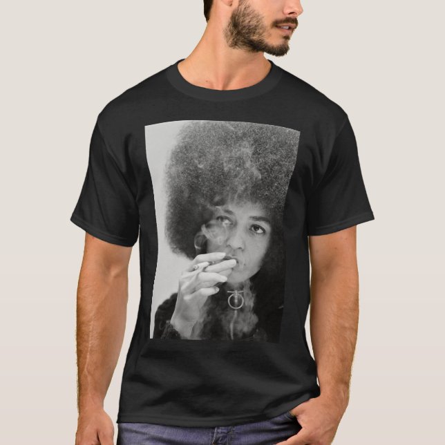 Angela Davis Smoking Essential T-Shirt (Vorderseite)