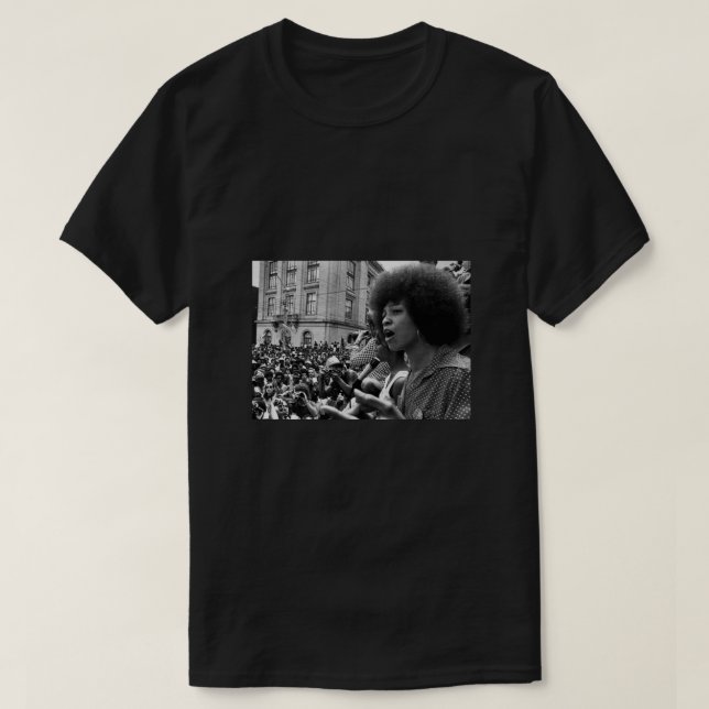 Angela Davis spricht Angepasst Scoop T-Shirt (Design vorne)