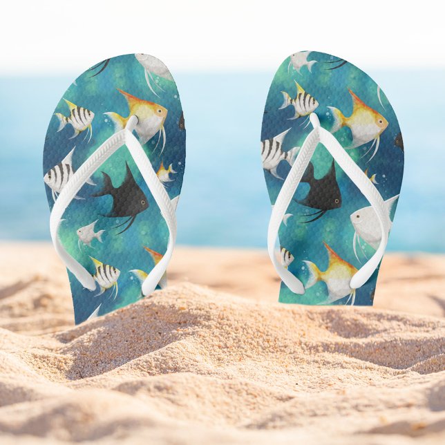 Angelfish Aquarium Pattern Flip Flops (Von Creator hochgeladen)