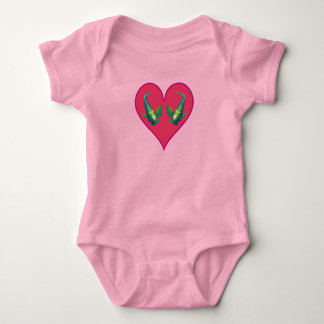 Angelfish Twins in a Red Heart - Illustration |  Baby Strampler