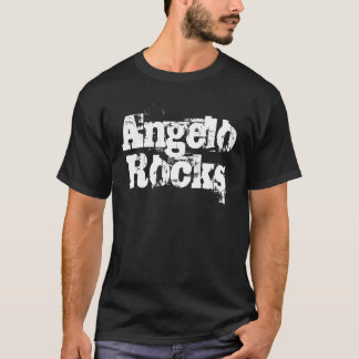 Angelo schaukelt den T - Shirt der Männer