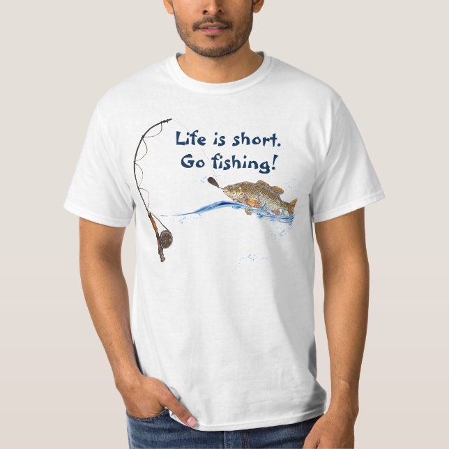 Angelstange mit Fisch in Wasser T-Shirt (Vorderseite)