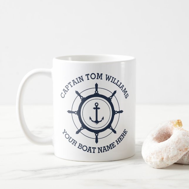Angepasster Kapitän und Name des Schiffes Kaffeetasse (Mit Donut)