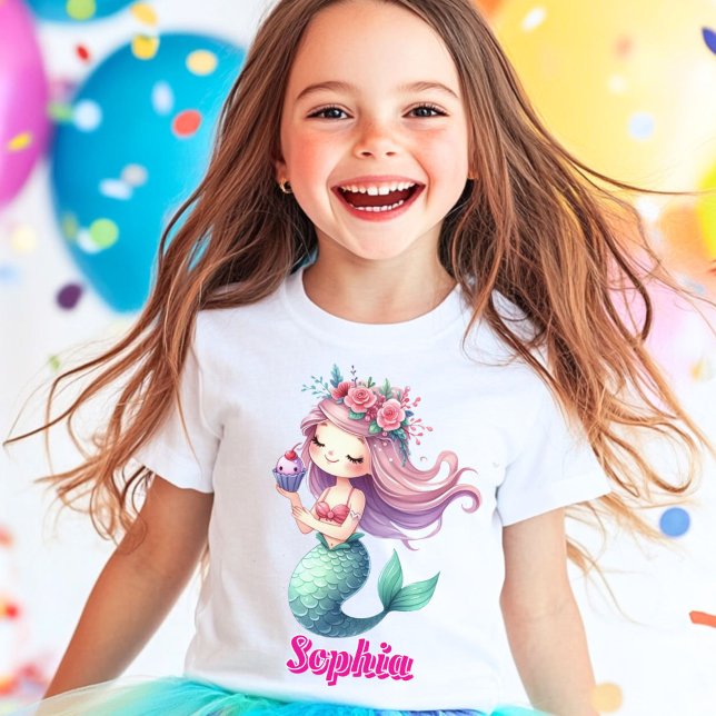Angepasster rosa Name T-Shirt (Von Creator hochgeladen)