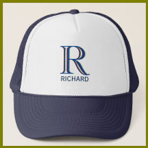 Angepasstes Monogramm mit drei Ebenen mit Vorname