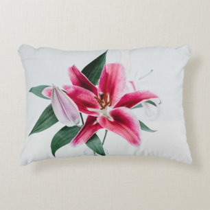 Angerautes Polyester Dekokissen
