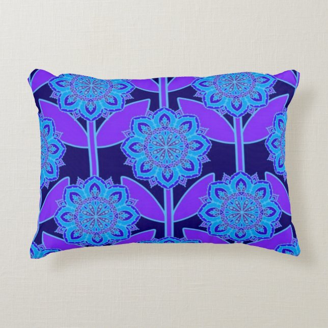 Angerautes Polyester Dekokissen (Vorderseite)