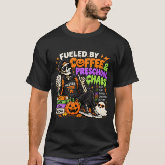 Angetrieben von Kaffee und Vorschul-Chaos – Hallow T-Shirt
