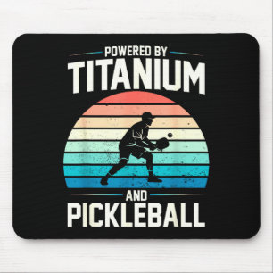 Angetrieben von Titan Pickleball lustiges Knie Hüf Mousepad
