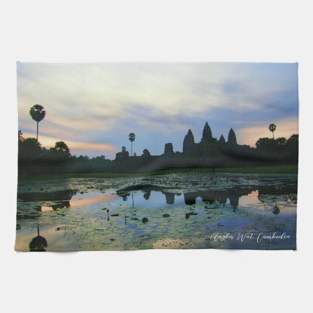 Angkor Wat, Cambodia Sunrise Reflection Geschirrtuch (Horizontal)