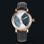 Angrenzende Abstraktion Armbanduhr<br><div class="desc">Angrenzende Abstraktion II von Emma Scarvey. Verfügt über nahe hexagon-ähnliche Formen mit unterschiedlichen Texturen und in primär blauen Farbtönen.</div>