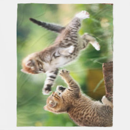 ANGRIFF KITTEN FLEECEDECKE