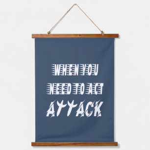 Angriff Wandteppich Mit Holzrahmen