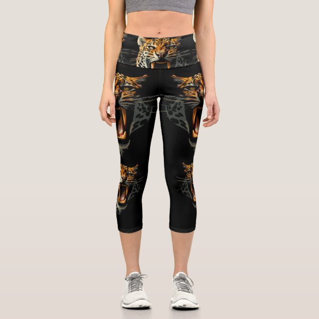 Angriffskopf von Leopard Capri Leggings (Vorderseite)