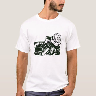Angry Beaver Driving Mulching Traktor Mascot T-Shirt
