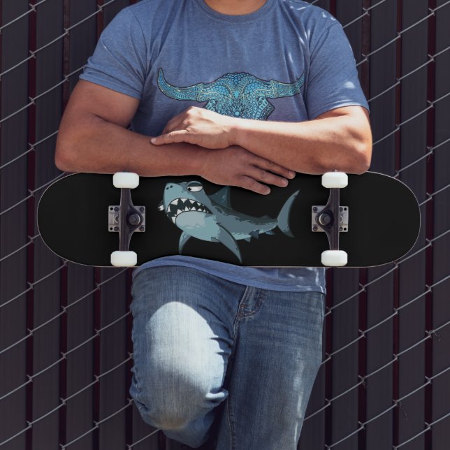 ANGRY KILLER SHARK SKATEBOARD (Außenbereich 3)