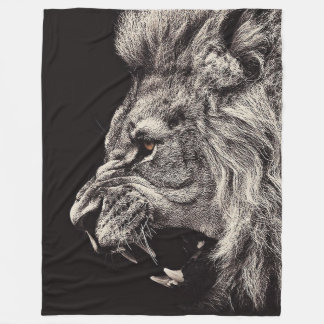 Angry Male Lion Fleecedecke